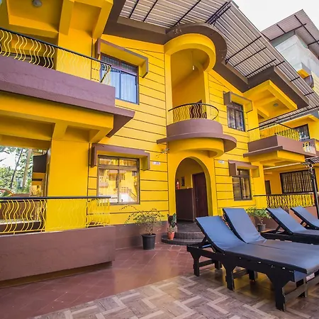 Studio With Pool Near Aguada Fort